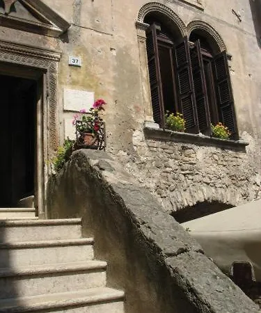 Apartment Palazzo Fregoso *